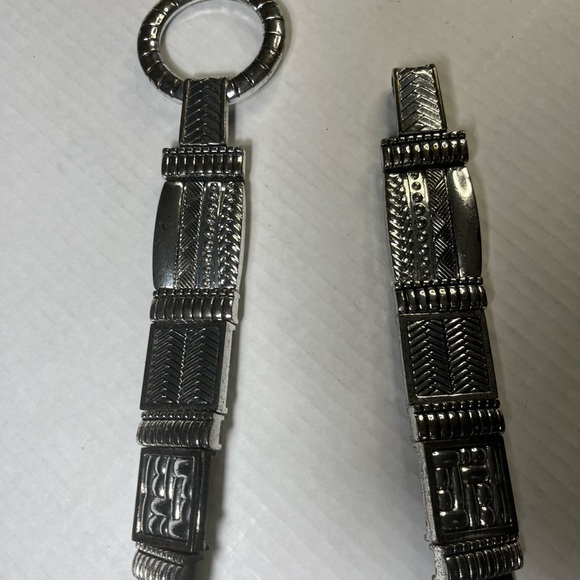 Chico's Leather Silver Black Boho Stretchy Y2K Artsy eclectic Sz Medium has wear - Picture 16 of 16